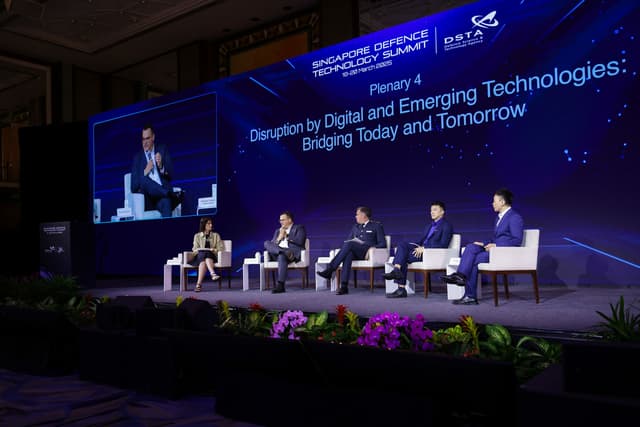 Sdts25 Plenary 4 Disruption by Digital Emerging Technologies Bridging Today Tomorrow 02.jpg