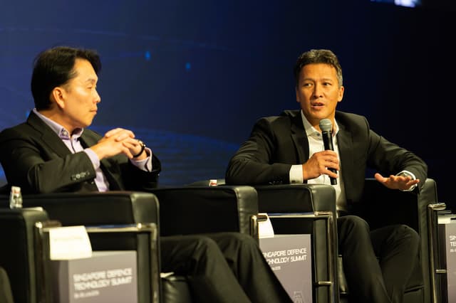 Conversation With Ce Os 5.jpg