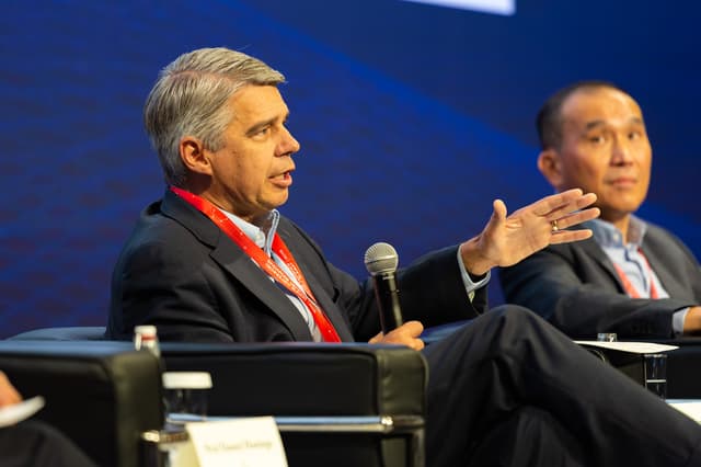 Summary Plenary 4.jpg