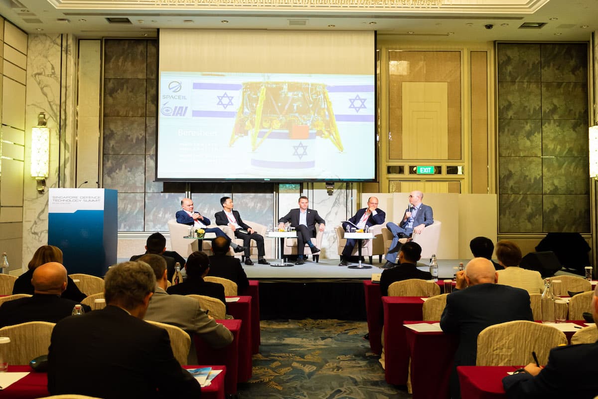 Concurrent Panel Discussion   Will Small Outdo Big in Space 1.jpg