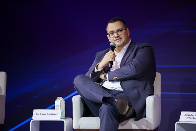 Sdts25 Plenary 4 Disruption by Digital Emerging Technologies Bridging Today Tomorrow 04.jpg